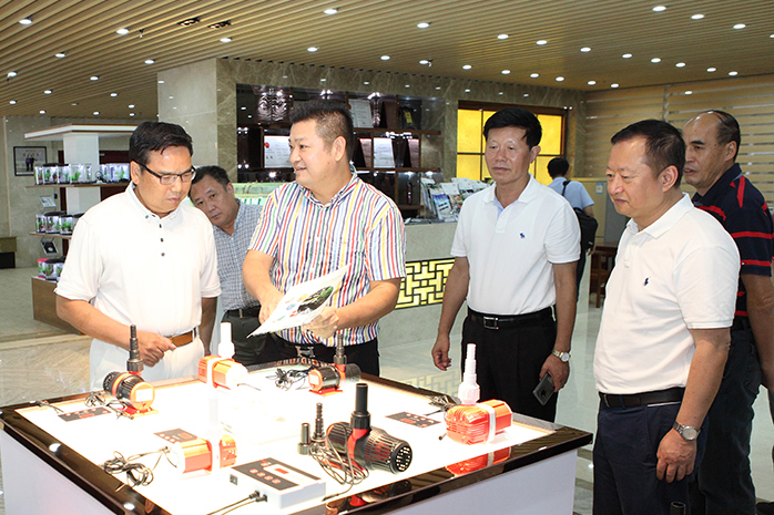 1705711879525256.jpg 1603868091564133.jpg